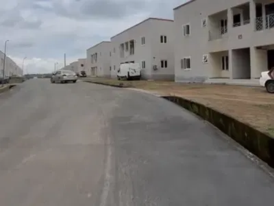 Spacious New 2 Bedroom Flat — In an Estate, Karsana, Abuja