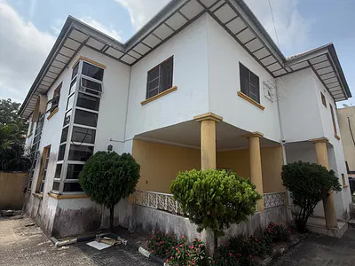 Spacious 5-Bedroom Detached House with 2-Room BQ — Lekki, Lagos