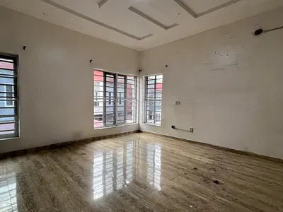 Beautiful Spacious Masters Bedroom — Creeklane Estate, Ajiran, Osapa London, Lekki, Lagos