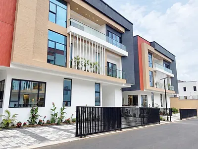Luxury 6 Bedroom House with Swimming Pool and More — Katampe Extension, Katampe, Abuja