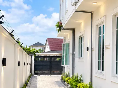 5 Bedroom Detached House — Lekki Phase 1, Lekki, Lagos