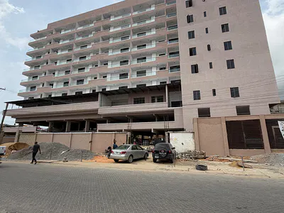 Spacious 1 Bedroom Flat with Pool and Gym — Lekki, Lagos