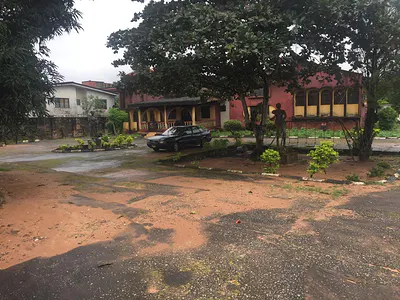 Family Compound on 3,213 SQM — Iyere Okojie Royal Close, Off Giwamu GRA, Benin, Oredo, Edo