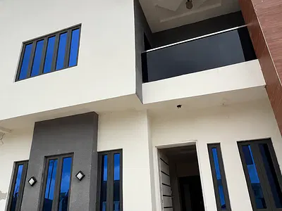 5 Bedroom Detached Duplex — Guzape District, Abuja