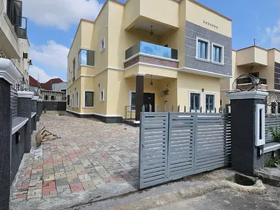 5 Bedroom Detached Duplex — Lugbe District, Abuja