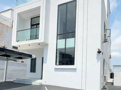 5 Bedroom Detached House — Osapa, Lekki, Lagos