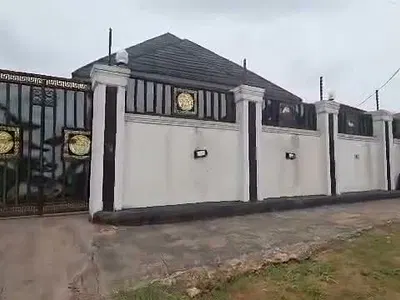 Super-Standard 3-Bedroom Bungalow, All Ensuite, Mini Storey BQ — Iguomo, Benin-Agbor Road Before the Bypass, Near Tarred Road, Benin, Oredo, Edo