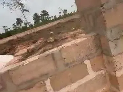 100×300FT Land --- Egor Siluko Road, Benin City — Egor Siluko Road, by Iguadolor Secondary School, Benin, Oredo, Edo