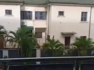 Sweet 3-Bedroom Flat with Studio Kitchen on the First Floor — Apo, Abuja