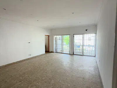 4 Bedrooms Flat with BQ — Off Admiralty Road, Lekki Phase 1, Lekki, Lagos