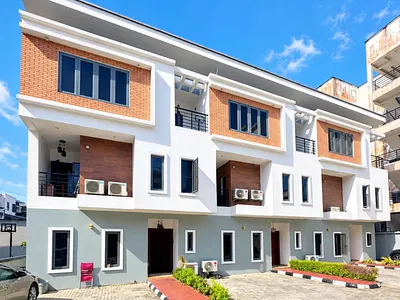 4 Bedroom Terraced Duplex with BQ — Lekki Phase 1, Lekki, Lagos