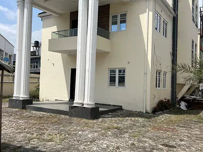 5 Bedroom Fully Detached House — Lekki, Lagos
