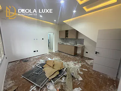 A Very Nice and Spacious 1 Bedroom Fully Serviced Apartment — Back of Studio 24, Lekki Phase 1, Lekki, Lagos