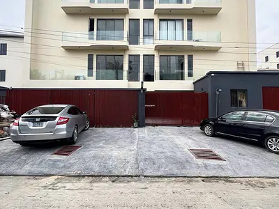 2 Bedroom Apartment with En-Suite Bedrooms — Lekki Phase 1, Lekki, Lagos