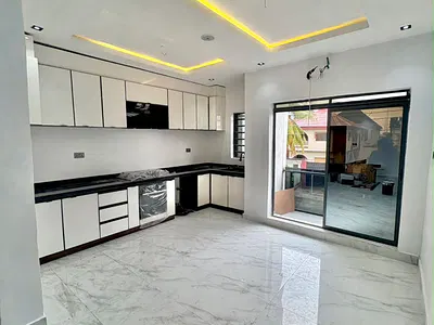 2 Bedroom Flat in a Serene Environment — Magodo Phase 2 Lagos., Magodo, Lagos