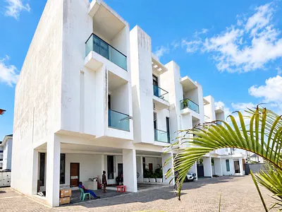 4 Bedroom Terraced Duplex — Lekki Phase 1, Lekki, Lagos