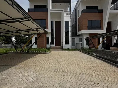 5 Bedroom Detached Duplex with BQ — Katampe, Abuja
