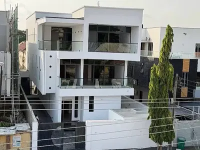 5 Bedroom Detached House — Lekki Phase 1, Lekki, Lagos