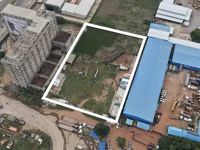 Commercial Land with Unspecified, 6,500 SQM — Jahi, Abuja