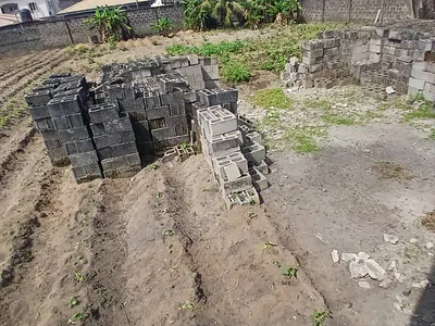 Dry Bare Land — Ologufe Busy Road, Awoyaya, Ibeju Lekki, Lagos