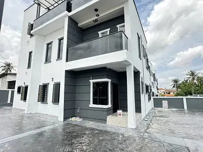 Luxuriously Designed 5-Bedroom Fully Detached Duplex — Ibadan, Oyo