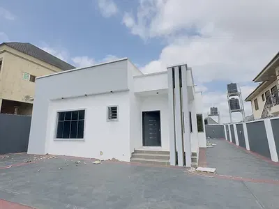 Newly Built Spacious 3-Bedroom Bungalow with Large Parking Space — Temidire Estate, Off Eleyele-Ologuneru, Ologuneru, Ibadan, Oyo