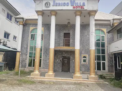 13 Bedroom Fully Detached Duplex — Lekki, Lagos