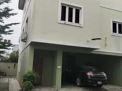 Distress 3 Bedroom Terraced Duplex — Lekki, Lagos