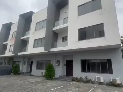 4 Bedroom Terraced Duplex — Ikoyi, Lagos