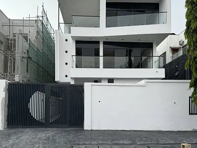 5 Bedroom Detached Duplex — Lekki, Lagos