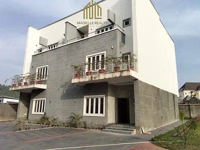 4 Bedroom Terrace Duplex with BQ — Life Camp, Abuja