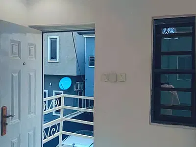 Spacious Upstairs Room Selfcon at Badore. — Ajah, Lagos
