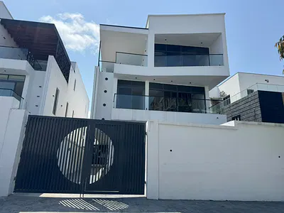 5 Bedroom Fully Detached Duplex — Lekki, Lagos