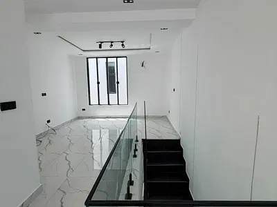 5 Bedroom Detached Duplex — Lekki, Lagos