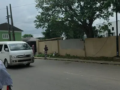 1,764 Square Meter Land Oduduwa Crescent GRA Ikeja Lagos State C of O — Oduduwa Crescent, Ikeja, Lagos