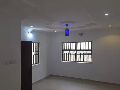 3 Bedroom Bungalow — Akala Express, Oluyole, Oyo