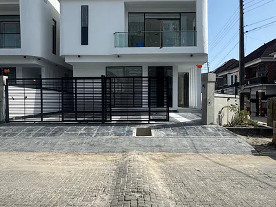 4 Bedroom Detached Duplex — Lekki, Lagos