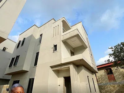 Elegant 5 Bedroom Detached Duplex with Gym — (20mins Drive to Ikeja), Egbeda, Alimosho, Lagos