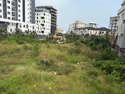 A Parcel of Land Measuring 1,443M² Is Available. — Ikoyi, Lagos