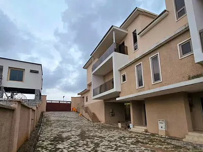 4 Bedroom Terraced Duplex with BQ — Guzape District, Abuja