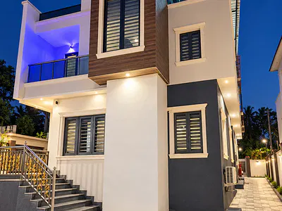 6 Bedroom Detached Duplex — Lugbe District, Abuja