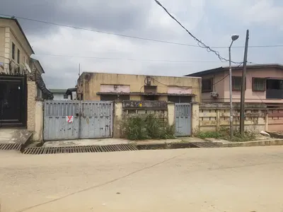 Dry Land with Cofo — Mende, Mende, Maryland, Lagos