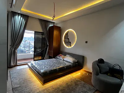 Studio Apartment with an Elevator and Rooftop Lounge — Surulere, Lagos