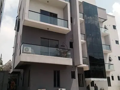 Luxury 2-Bedroom Serviced Apartment — Lekki, Lagos