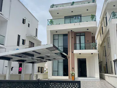 Luxury 5 Bedroom Detached Duplex with a BQ, Pool and Cinema — Lekki, Lagos