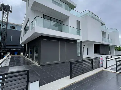 5 Bedroom Detached Duplex — Lekki, Lagos