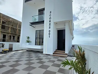 Contemporary 5 Bedroom Detached Duplex — Ajah, Lagos