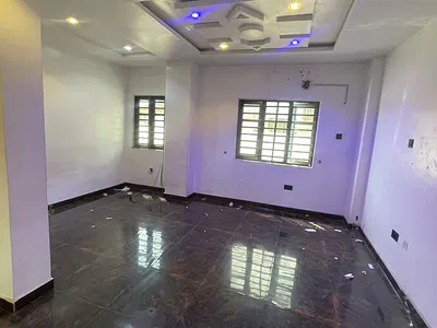 3 Bedroom Flat — Off Nnobi Street (Left) by Agbonyin Avenue, Kilo, Surulere, Lagos