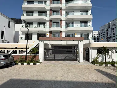 Luxury Miniflat + Swimming Pool, Gym — Lekki Phase 1, Lekki, Lagos