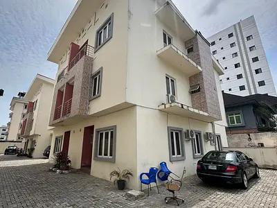 4 Bedroom Terraced House — Ikoyi, Lagos